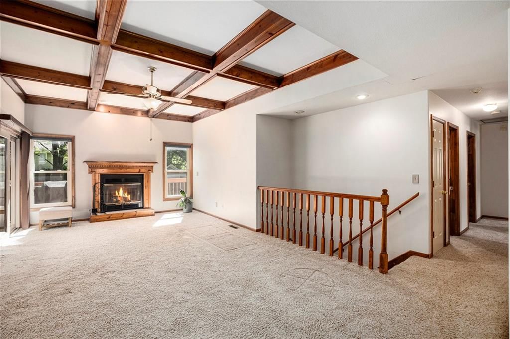 6403 NW Hilldale Drive — photo 5