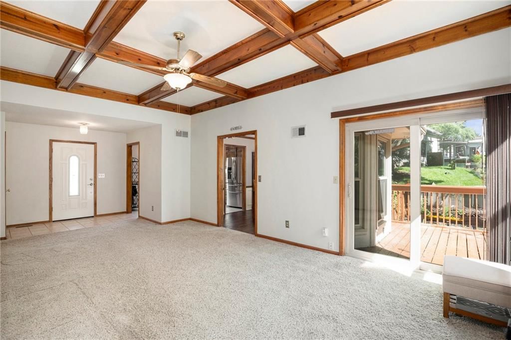 6403 NW Hilldale Drive — photo 6