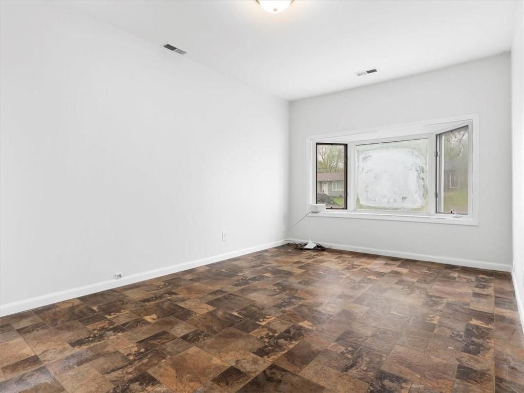 2924 S 29th Street — photo 12