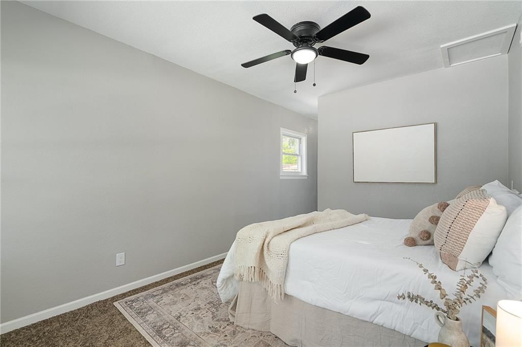 2709 S 52nd Street — photo 11