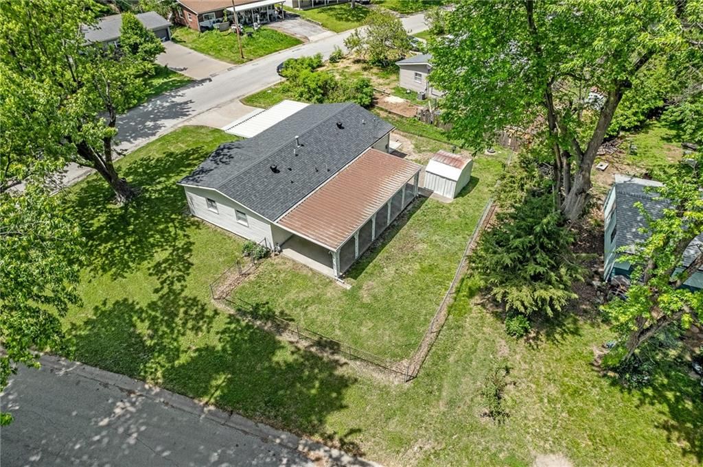 2709 S 52nd Street — photo 25