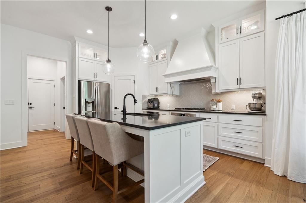 2704 W 74th Street — photo 16