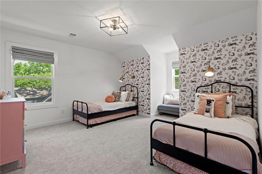 2704 W 74th Street — photo 33