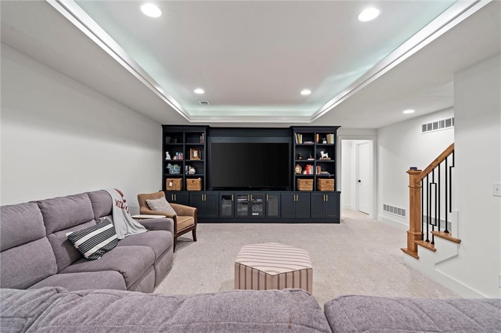 2704 W 74th Street — photo 38