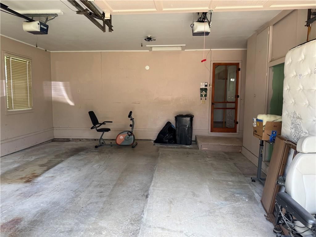 1221 W 2nd Street — photo 29