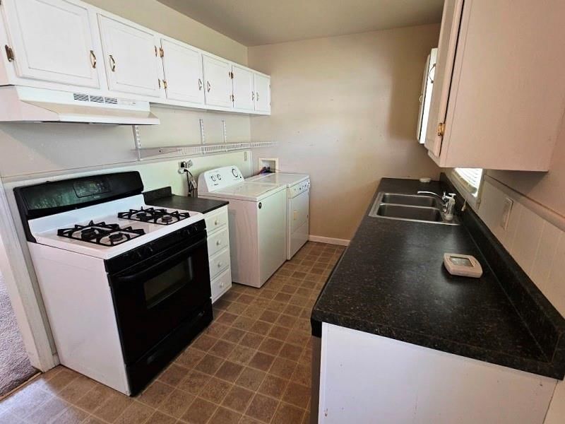 2416 Greenwood Lane — photo 7