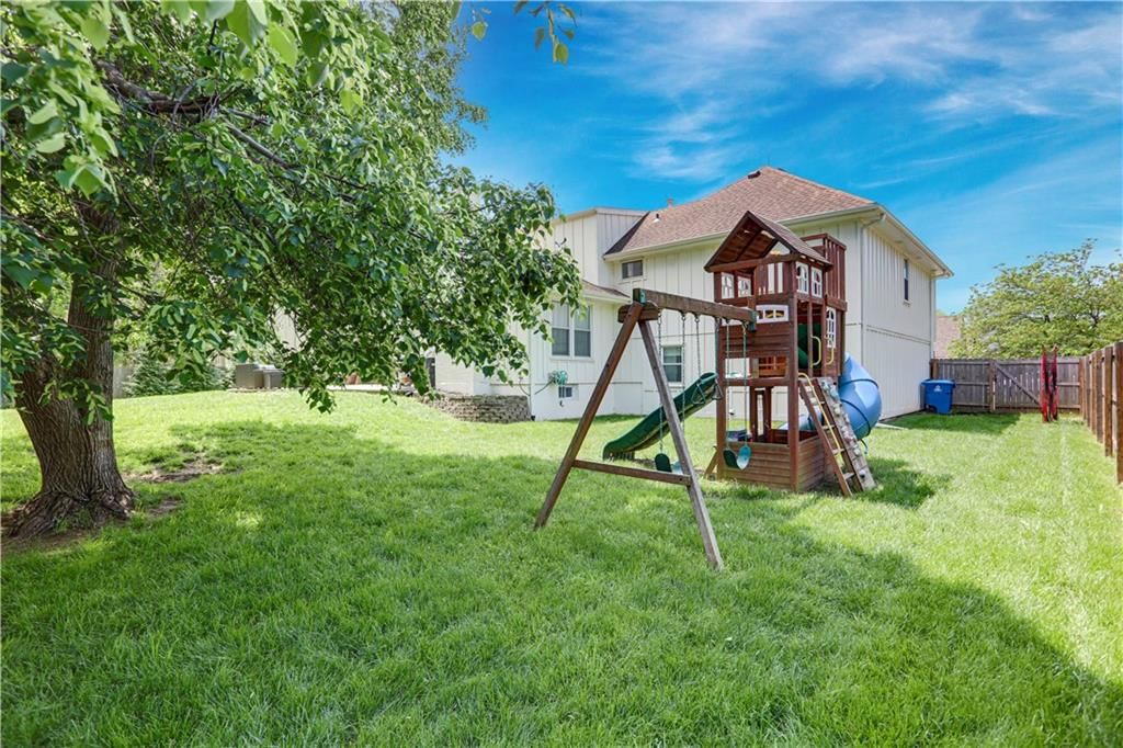 10501 Flint Street — photo 39