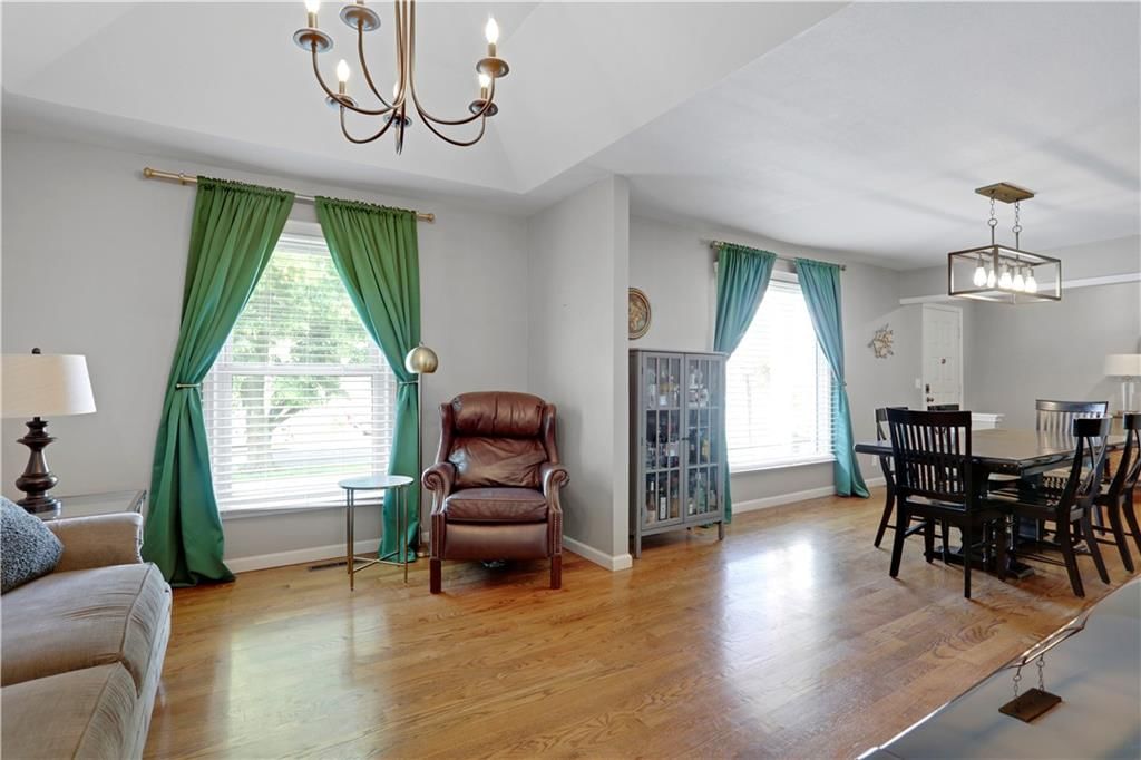 10501 Flint Street — photo 9