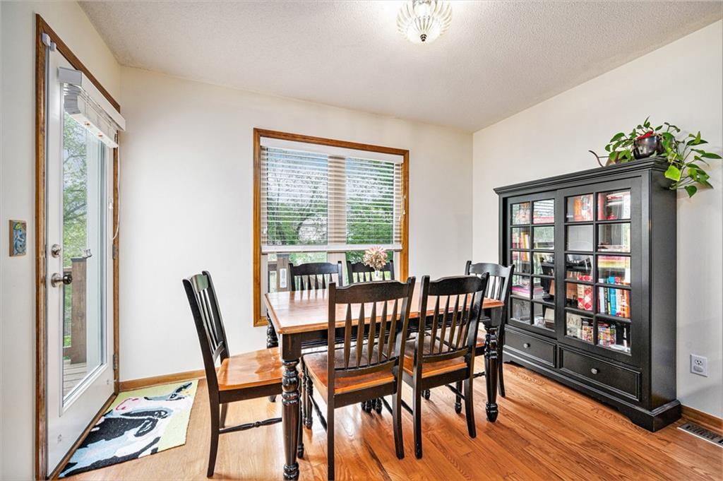 5715 NW Michaels Cove — photo 9