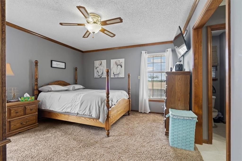 2210 N Salem Drive — photo 7