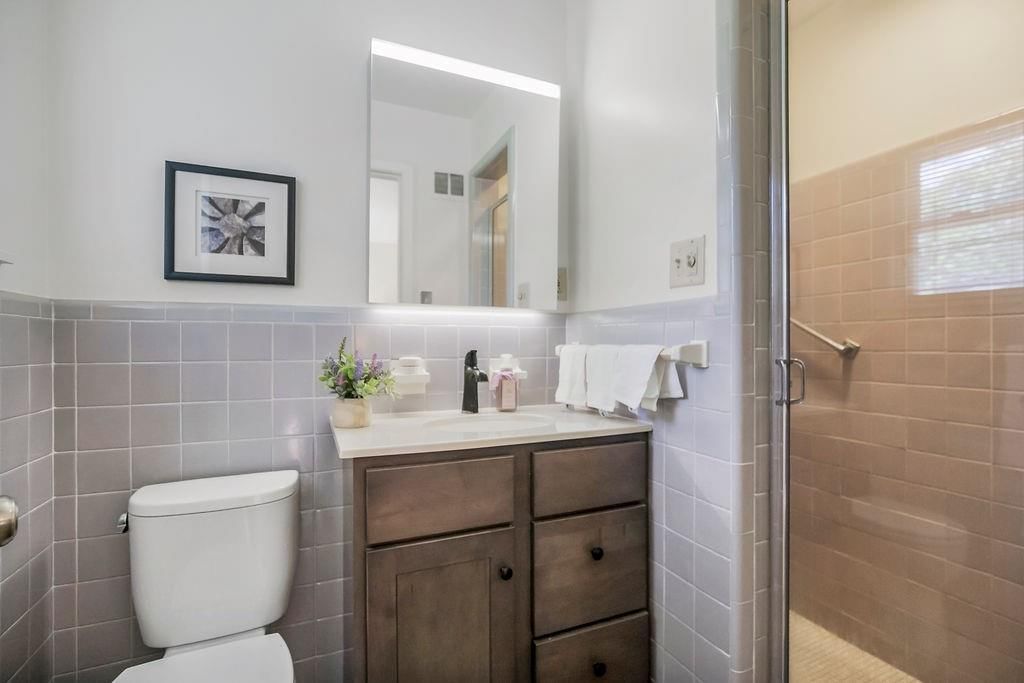1243 W 67th Terrace — photo 19