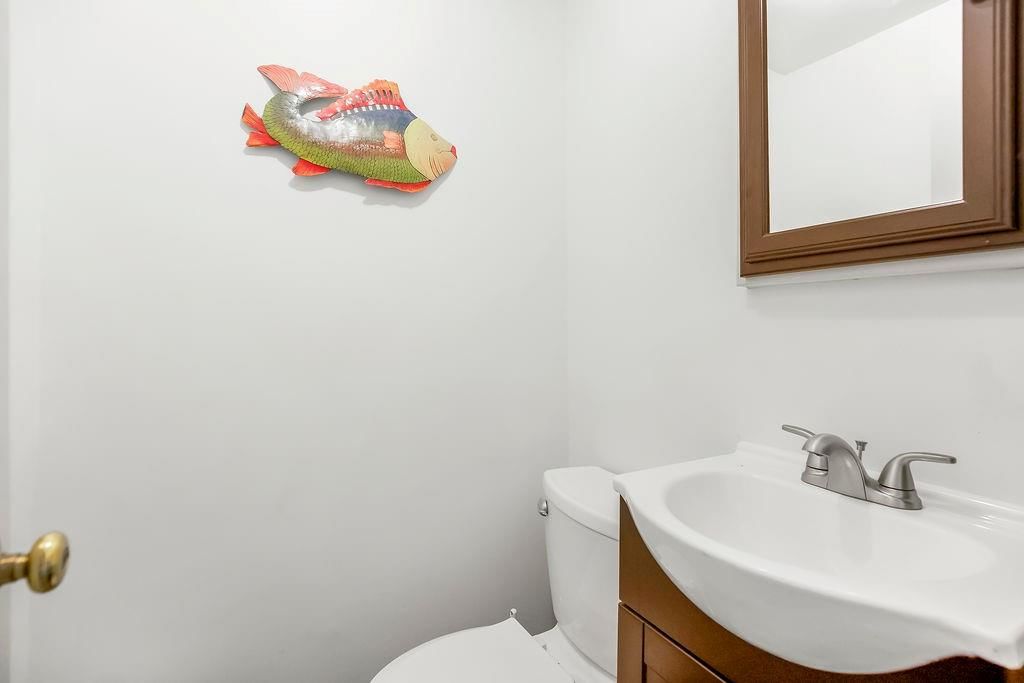 1243 W 67th Terrace — photo 23
