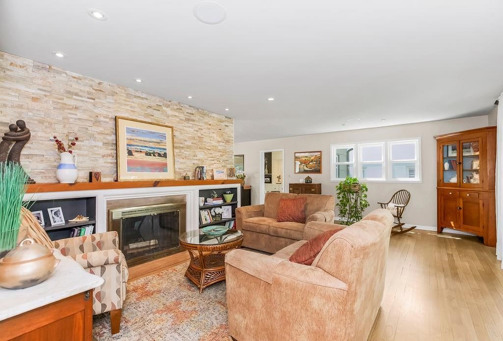 1243 W 67th Terrace — photo 4