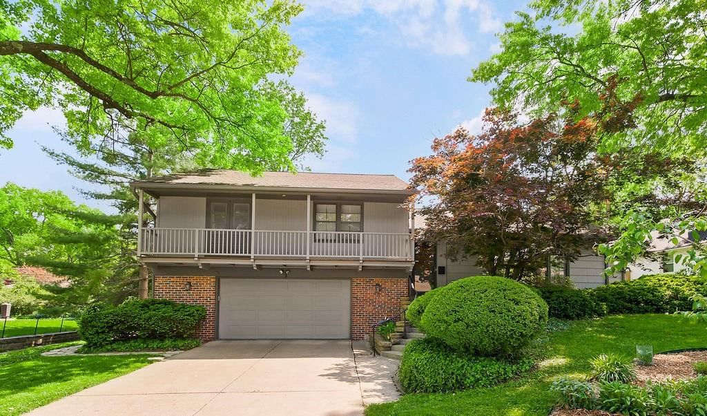 1243 W 67th Terrace — photo 32