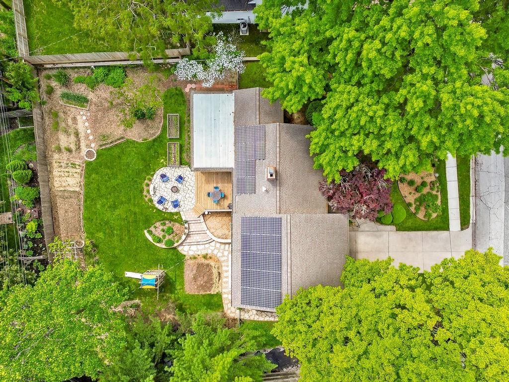 1243 W 67th Terrace — photo 36