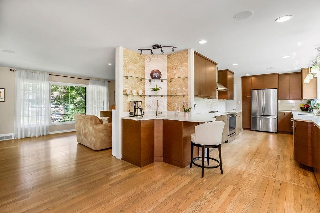 1243 W 67th Terrace — photo 9