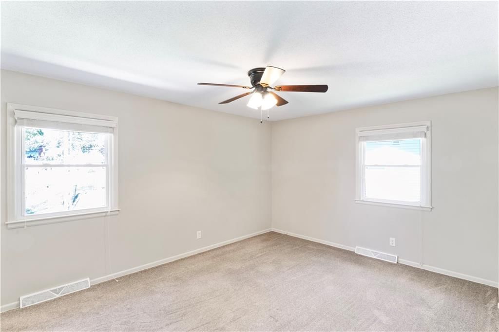 7300 N Woodland Avenue — photo 17