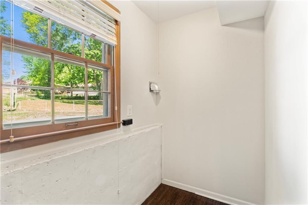 7300 N Woodland Avenue — photo 25