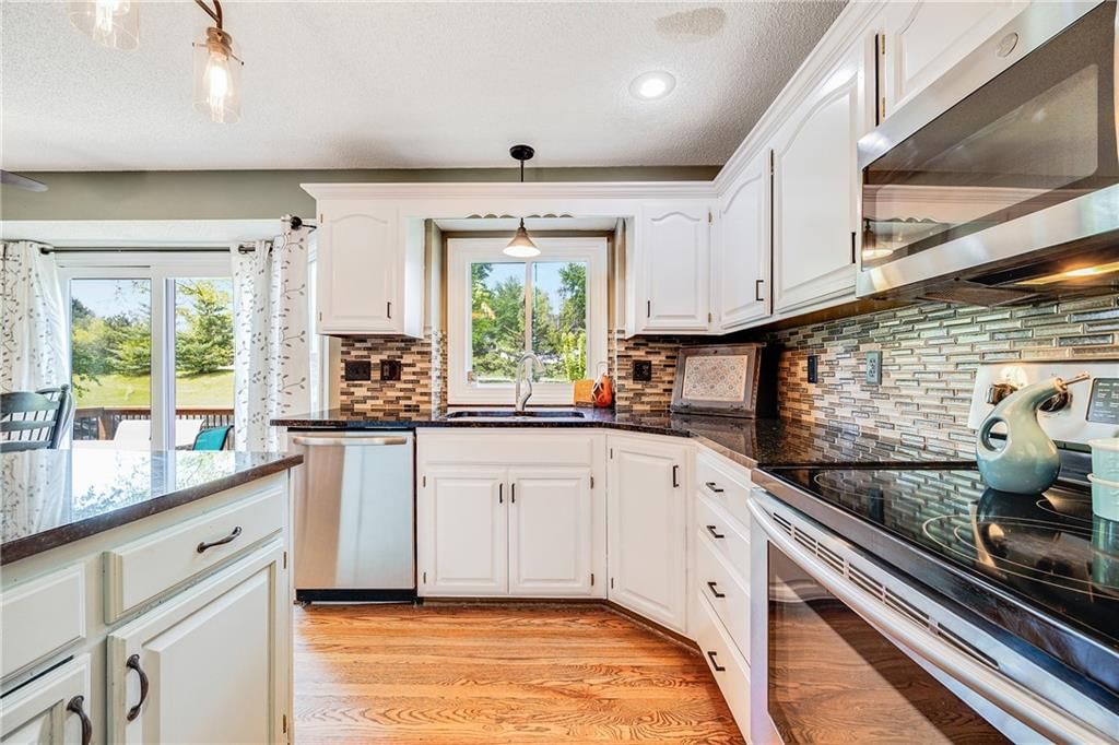 1504 NE Scarborough Drive — photo 18
