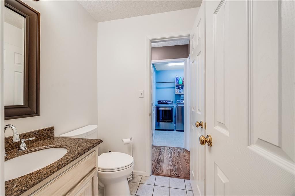 1504 NE Scarborough Drive — photo 23