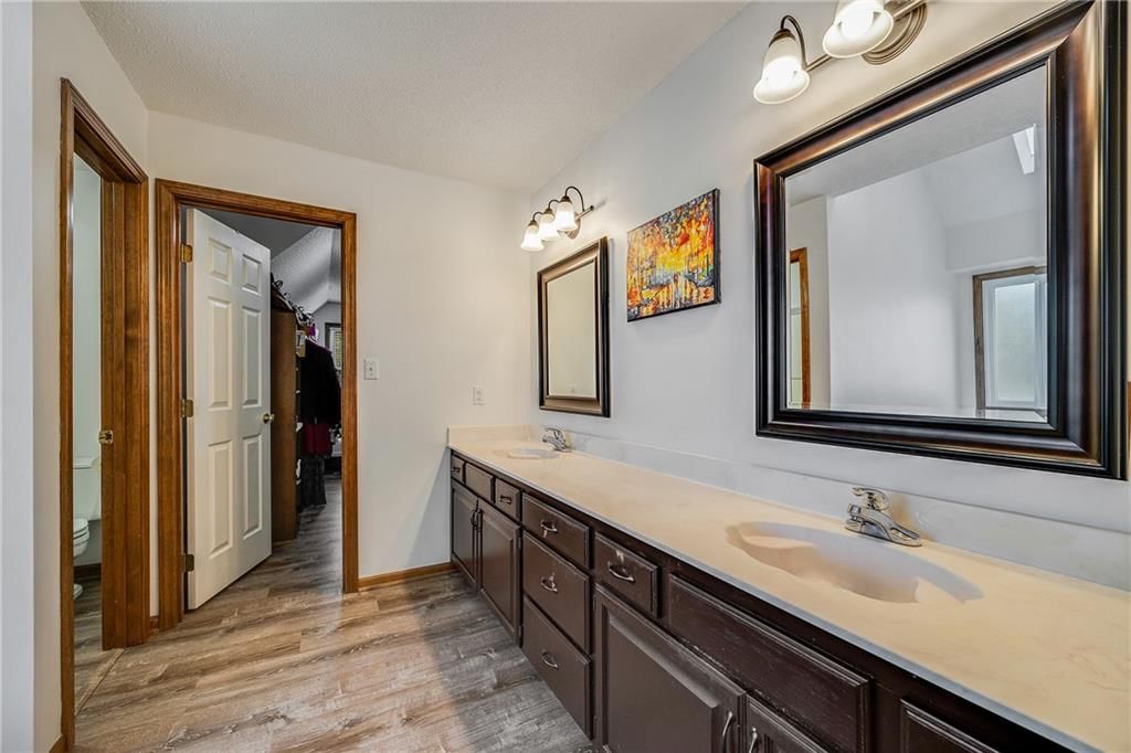 1504 NE Scarborough Drive — photo 28