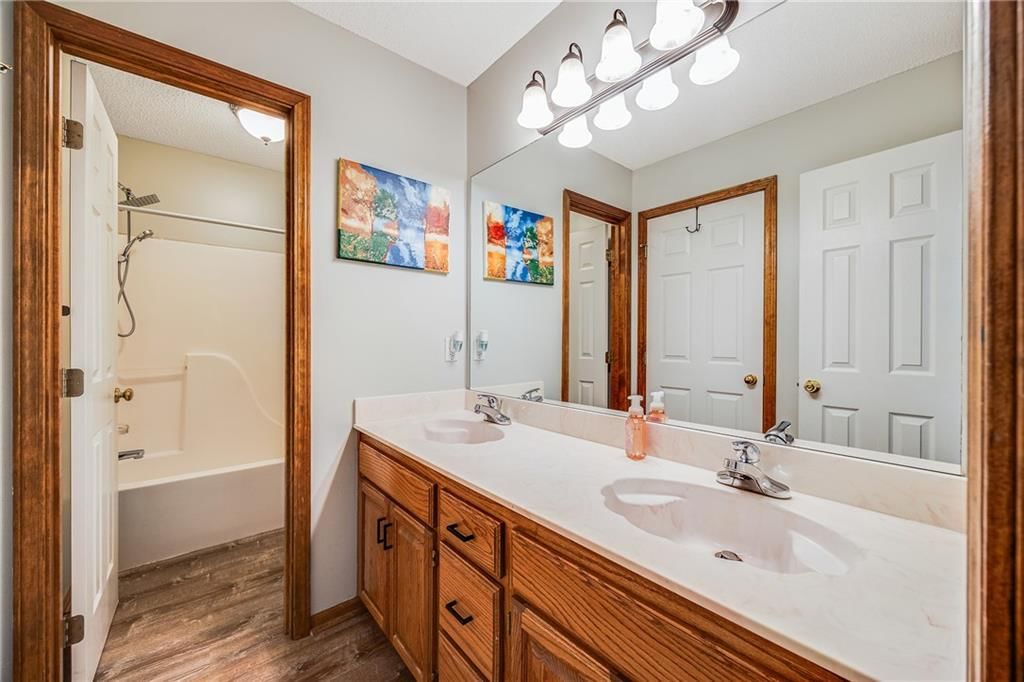 1504 NE Scarborough Drive — photo 32