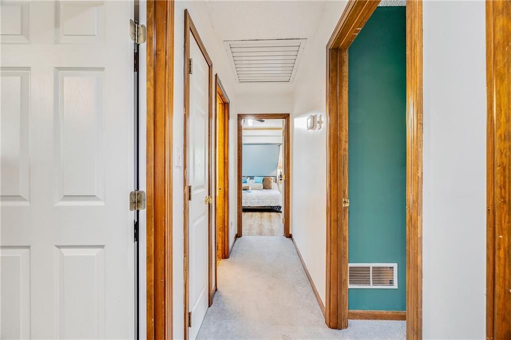 1504 NE Scarborough Drive — photo 41
