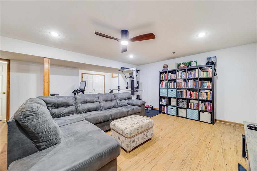 1504 NE Scarborough Drive — photo 43