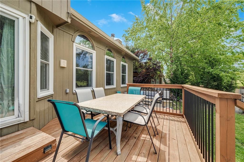1504 NE Scarborough Drive — photo 50