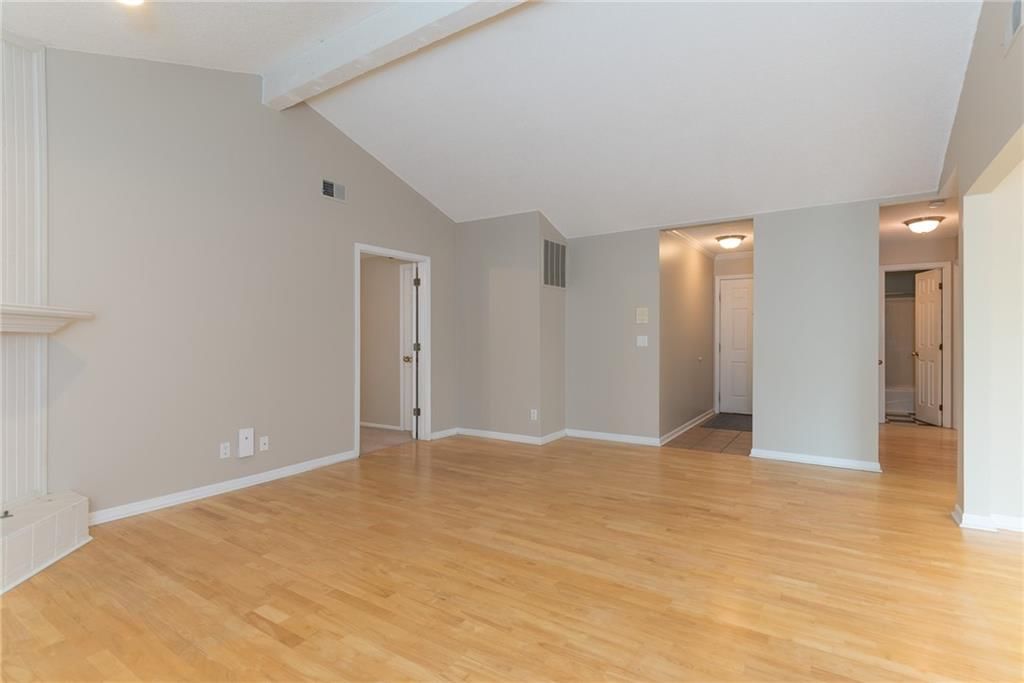 11306 Oak Street — photo 7