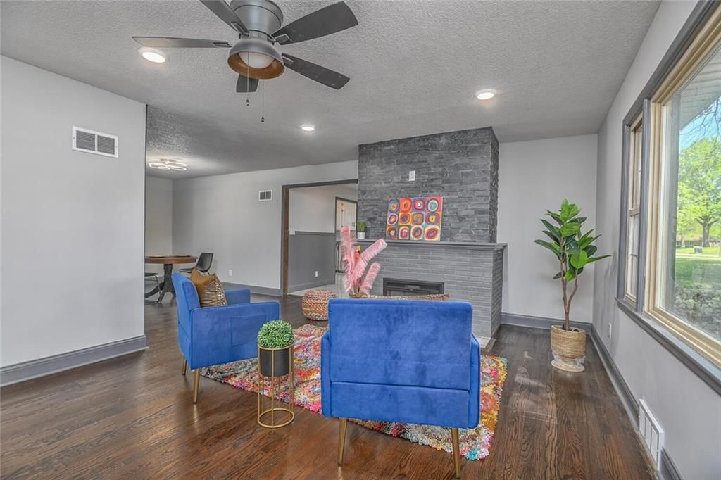 4512 Claremont Avenue — photo 5