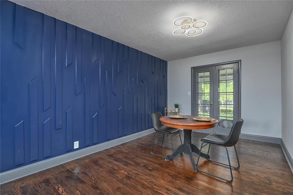 4512 Claremont Avenue — photo 9
