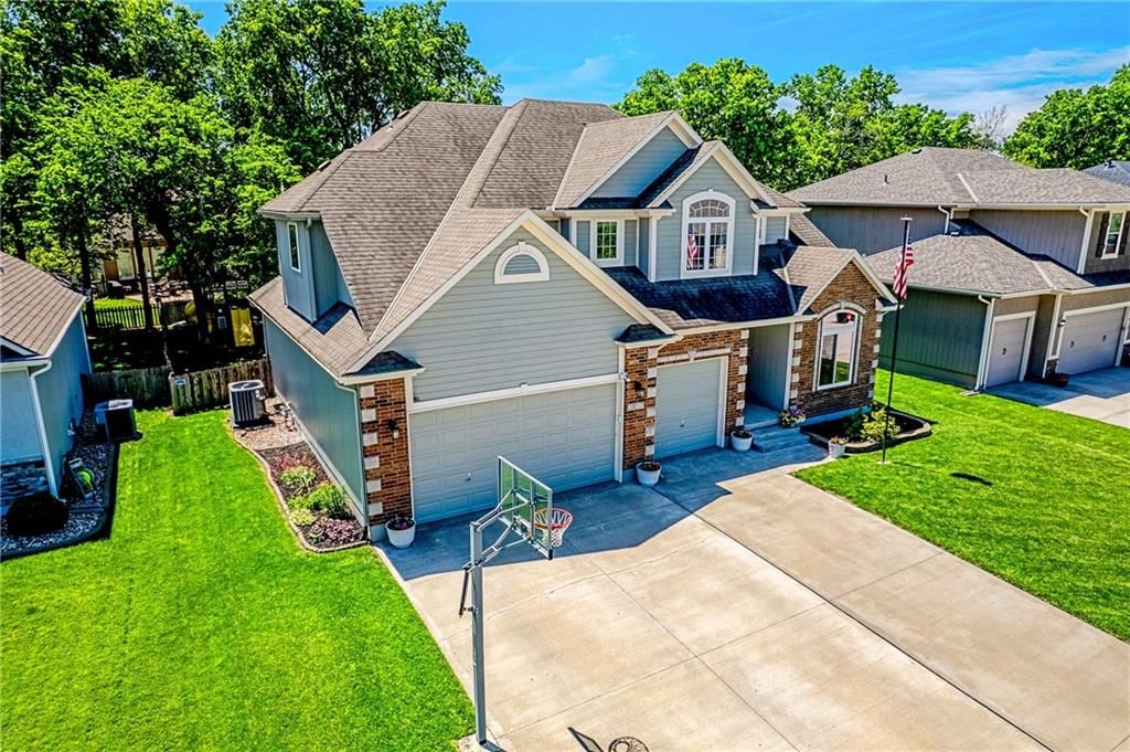 2817 SE Jennifer Drive — photo 6