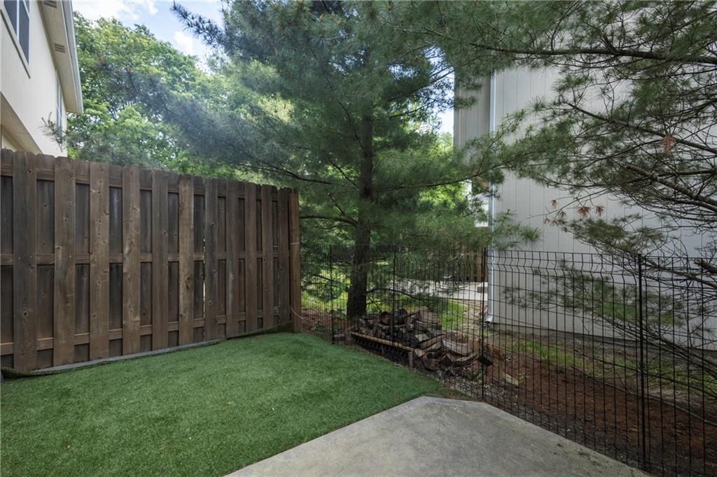5504 NW Downing Street — photo 23