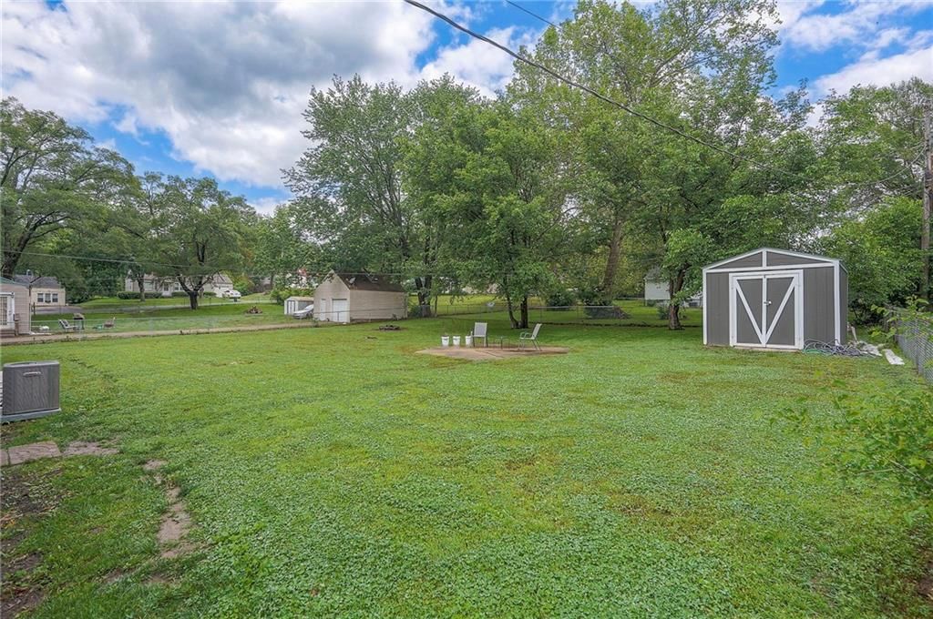 6148 Sloan Avenue — photo 30