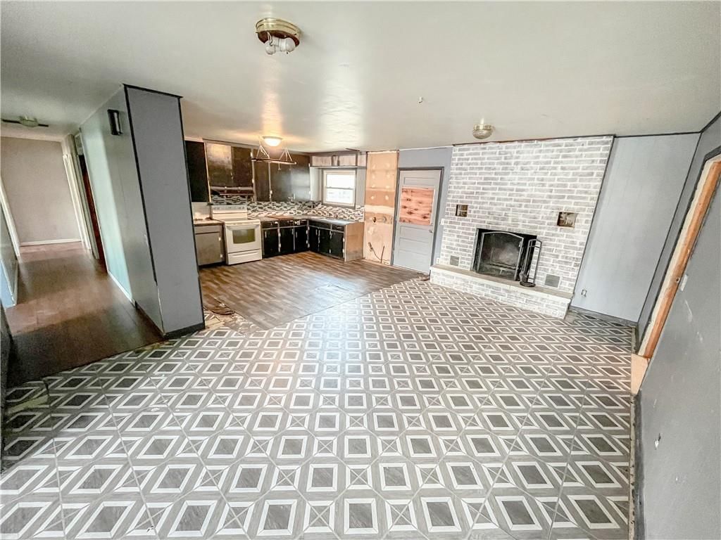 1111 W 5 Street — photo 13