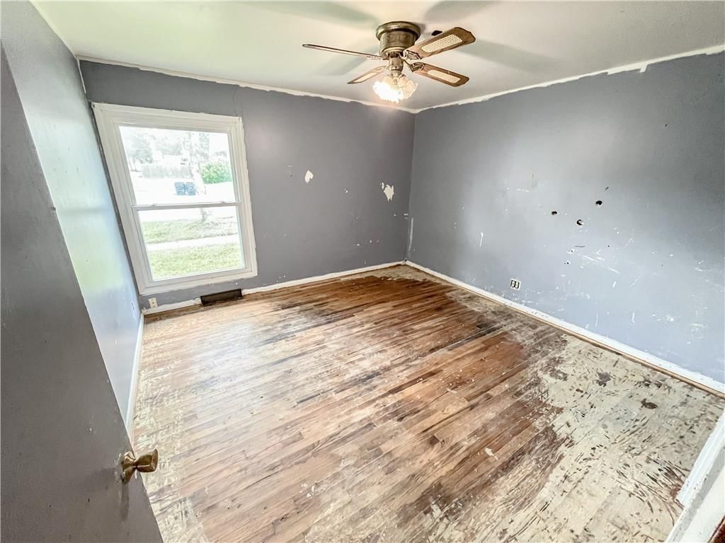 1111 W 5 Street — photo 25