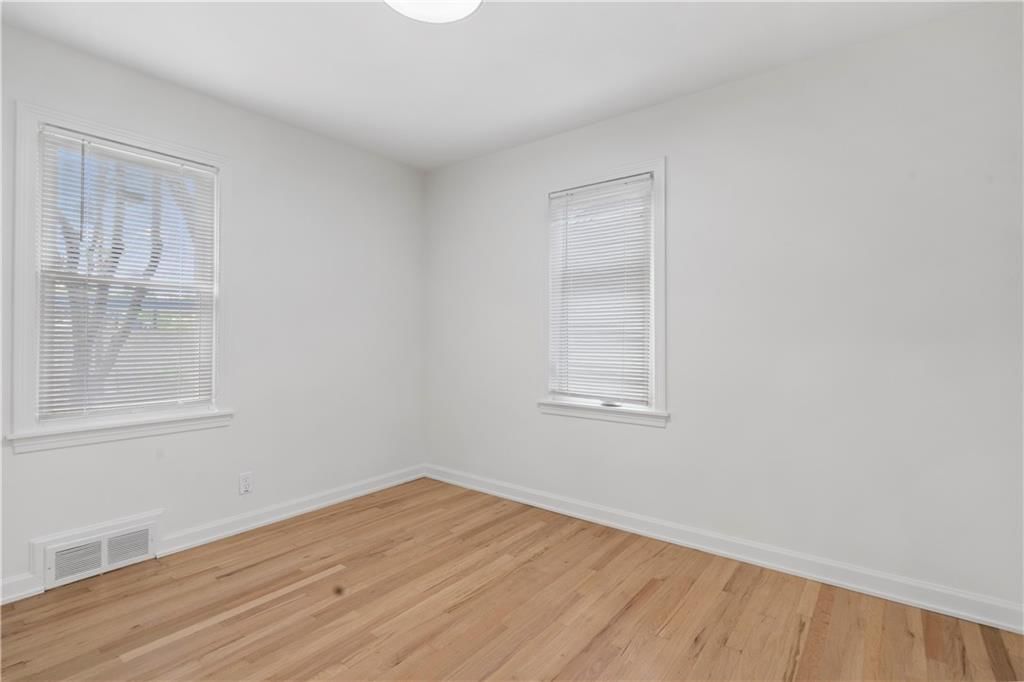 2101 Somerset Drive — photo 11