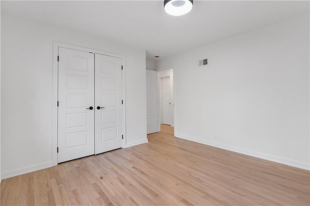 2101 Somerset Drive — photo 14