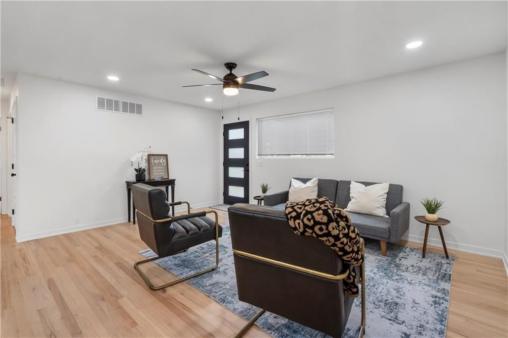 2101 Somerset Drive — photo 4