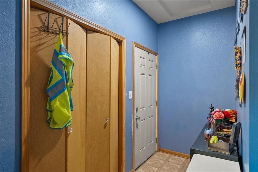 425 Thornton Street — photo 13