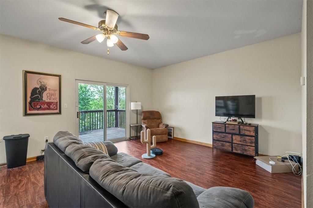 425 Thornton Street — photo 19