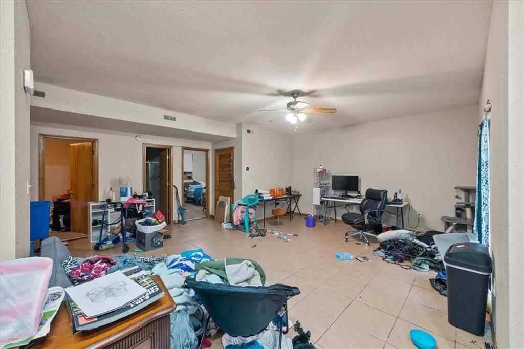 425 Thornton Street — photo 39