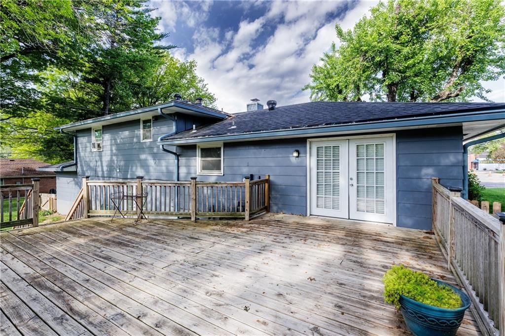 203 NW Ward Road — photo 29