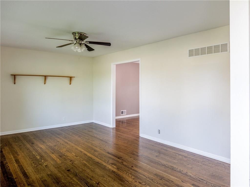 203 NW Ward Road — photo 5