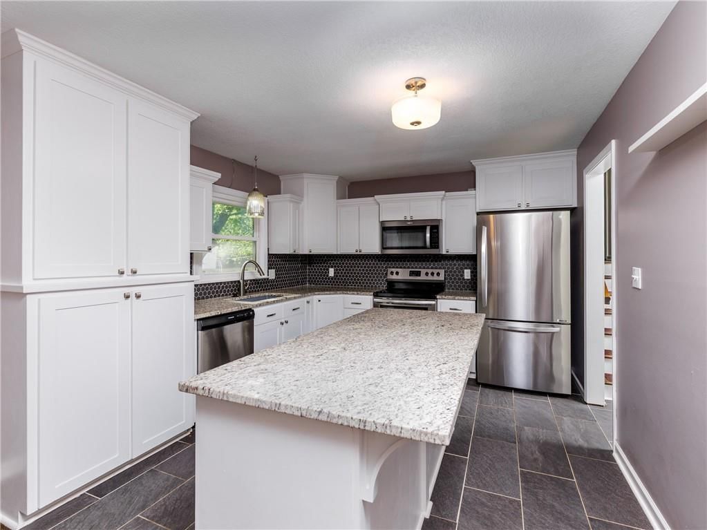 203 NW Ward Road — photo 9