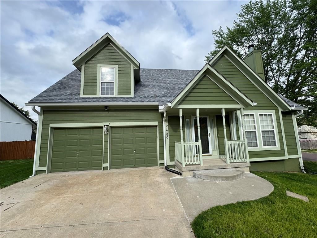 21790 S Race Street, Spring Hill, KS