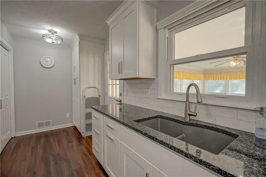 101 Johnston Parkway — photo 28