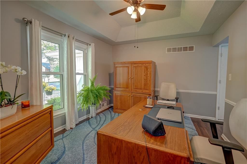 101 Johnston Parkway — photo 9