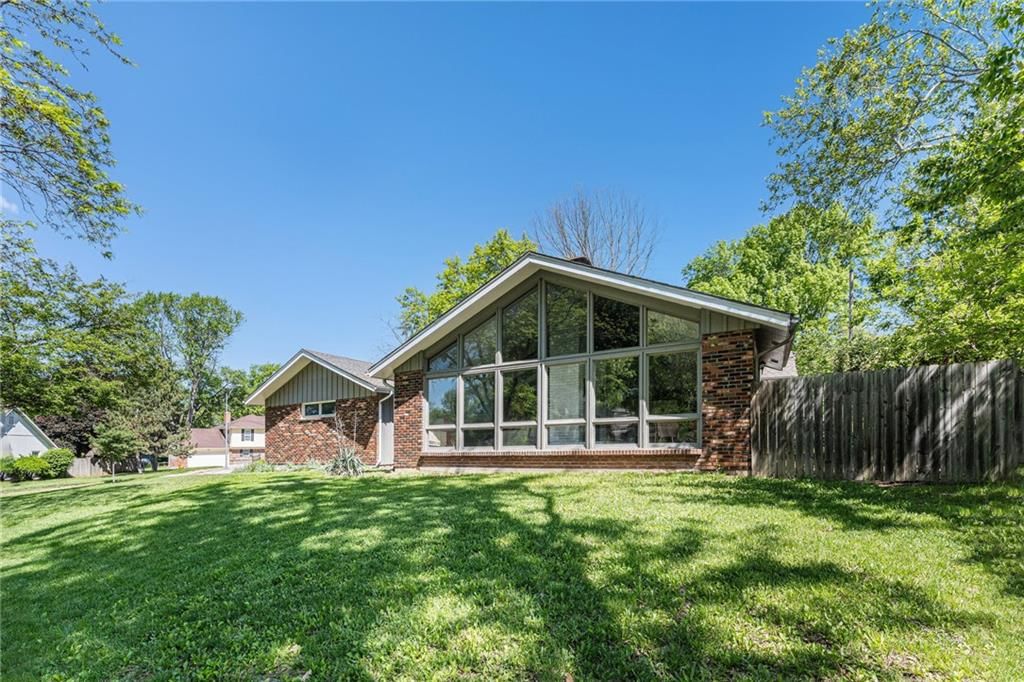 3716 Birchwood Drive — photo 2